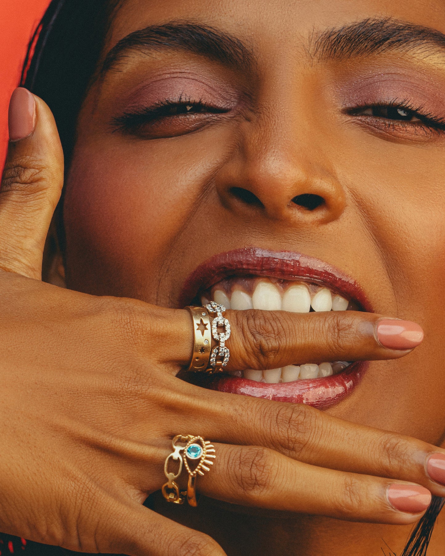 The Glistening Unity Ring