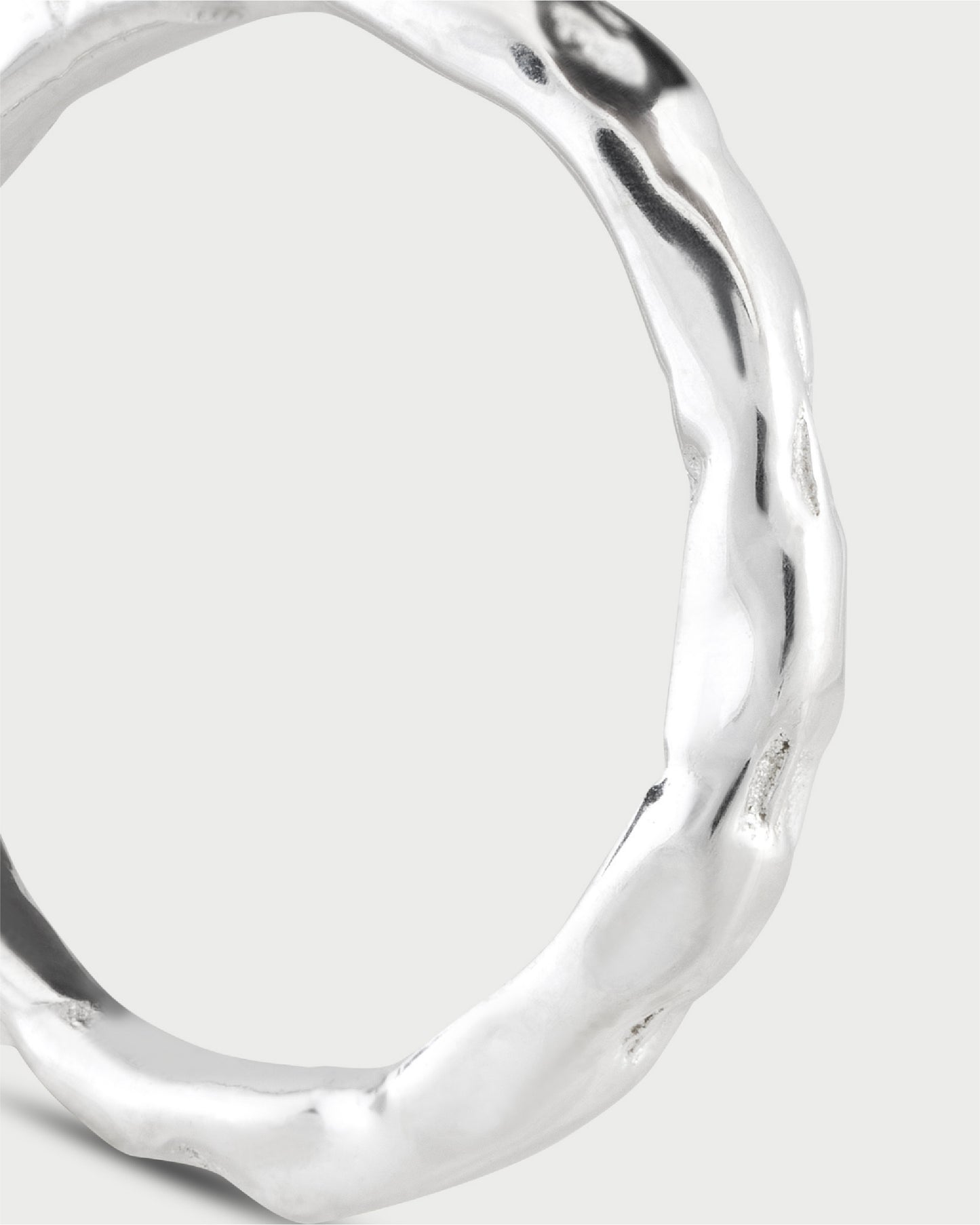 The Whirling Beauty Ring