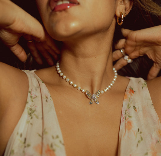 The Metamorphosis Choker